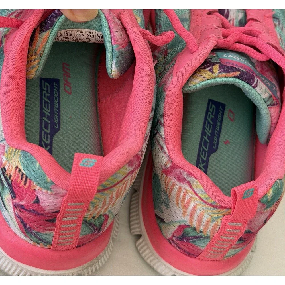 Skechers Womens Sneakers Spring Essential Tropical Floral Pink Multicolor 6.5